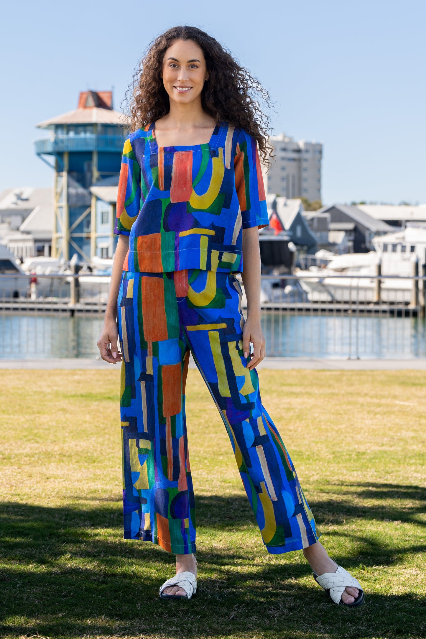 SALE Kaleido "Abstract Print" Square Neck Top - Size: 14