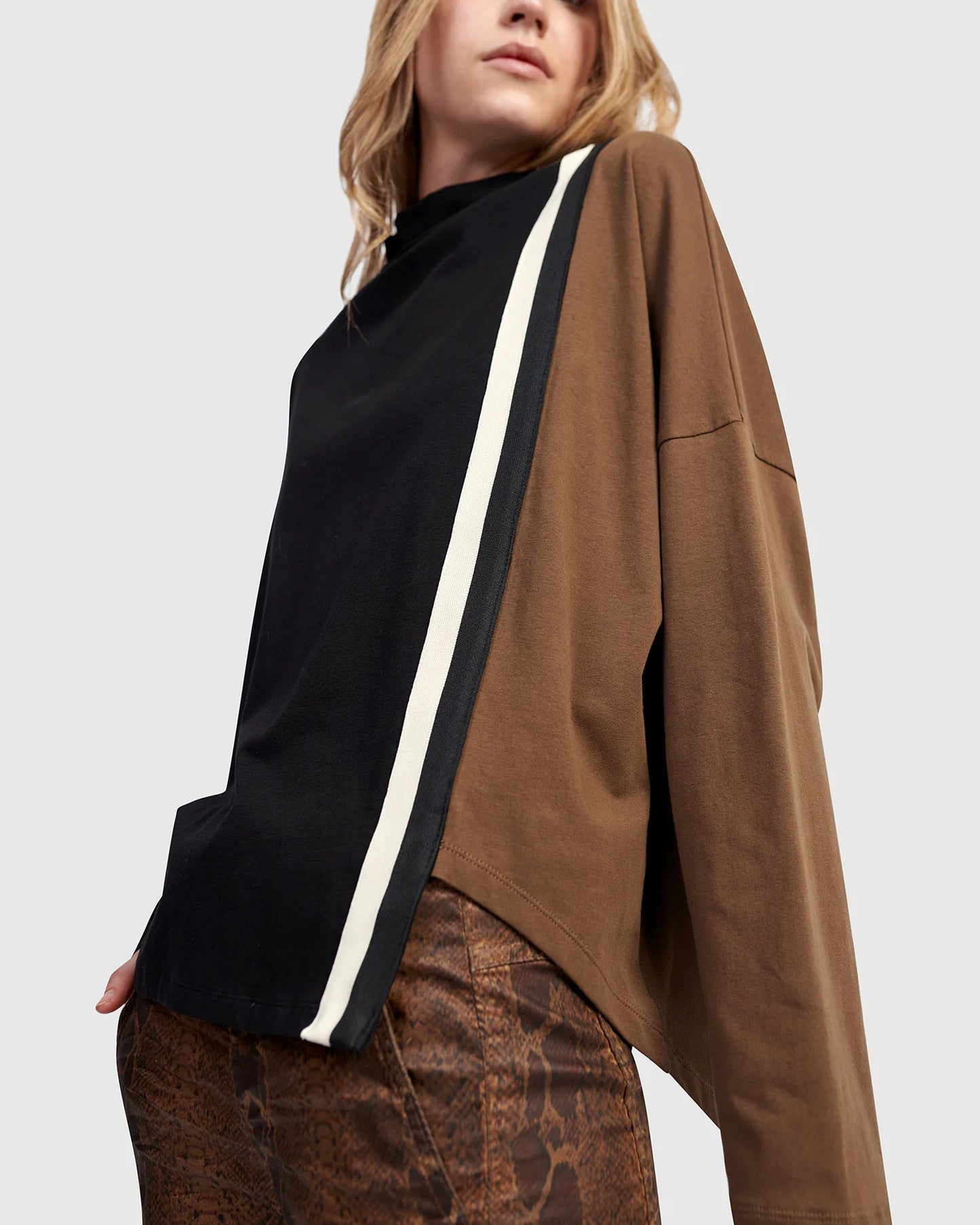 Urban By Alembika Urban Trackside Popover Top - Black/Khaki Mix - Sizes: L XL