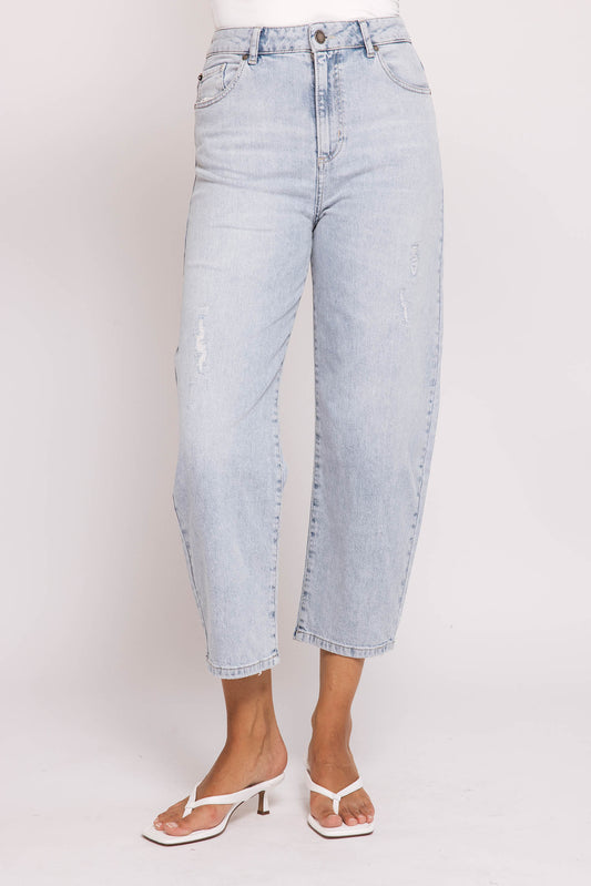 Zhrill "ZHIZA" Barrel Leg Jean - Distressed Denim - Sizes: 28(10) 29(11) 30(12) 31(13) 32(14)