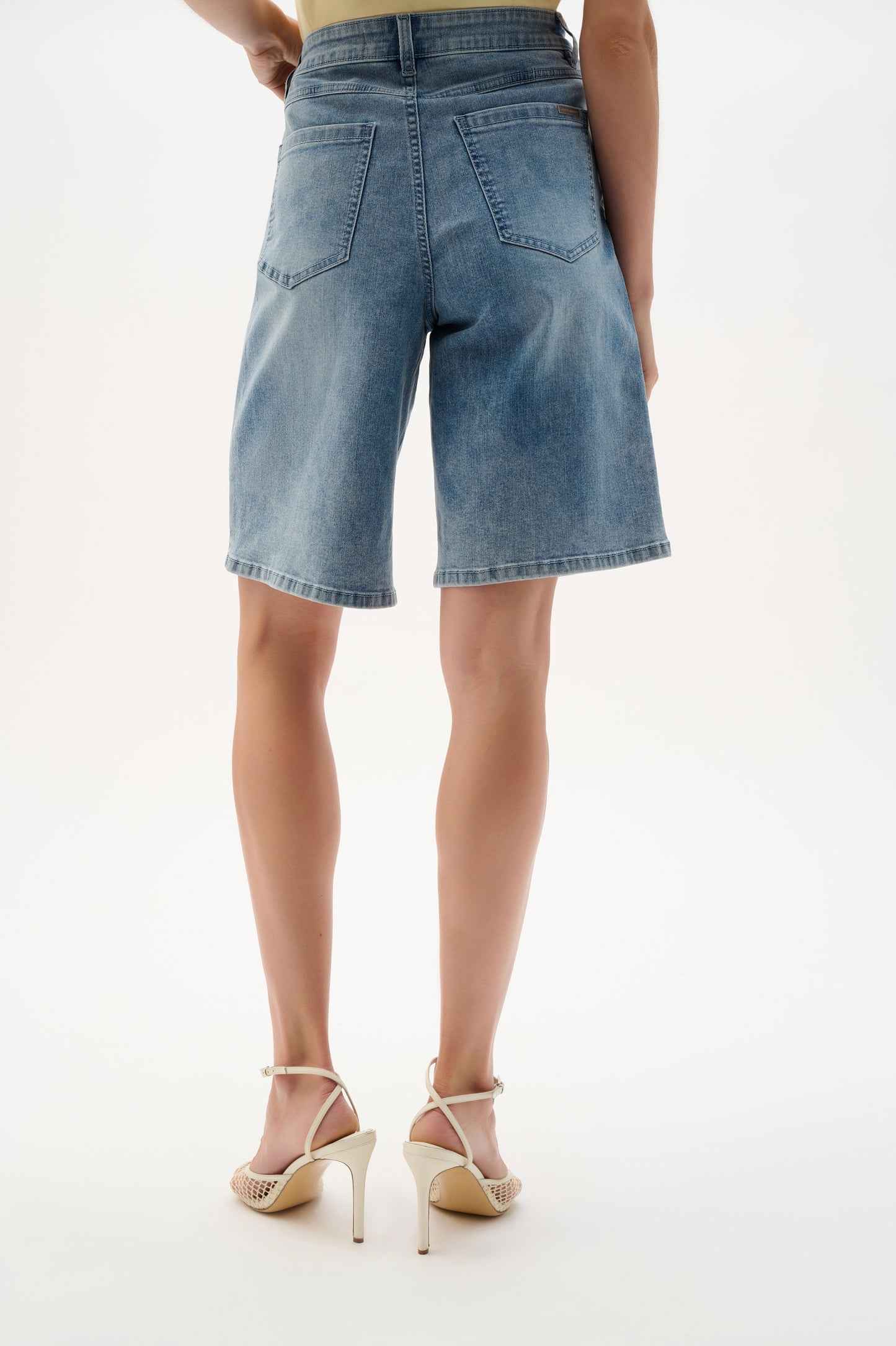 Joseph Ribkoff  Repreve Denim Straight Jean Shorts - Sizes: 8 10 12 14 16