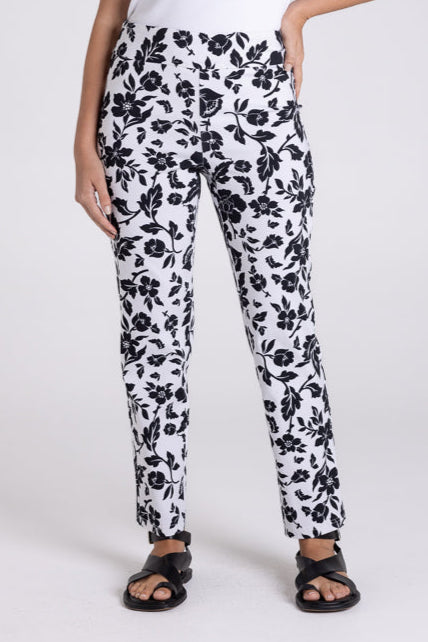 Two-T's     "Audrey Print"  7/8 Pant    Black/White Floral  -   Size:  14