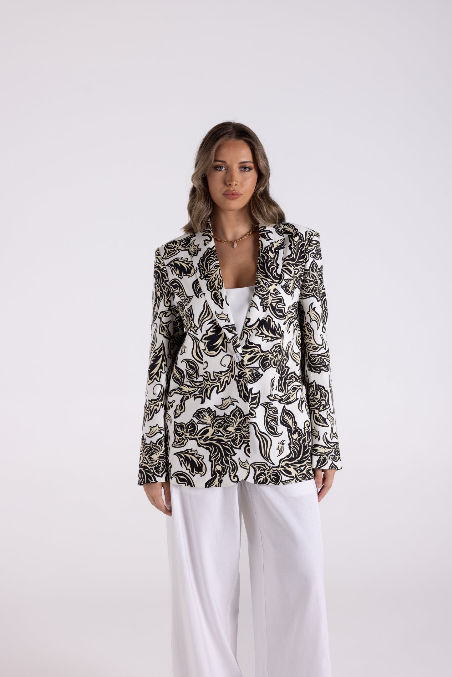Two-T's Katie Print  Blazer - Sizes:  8 10  14