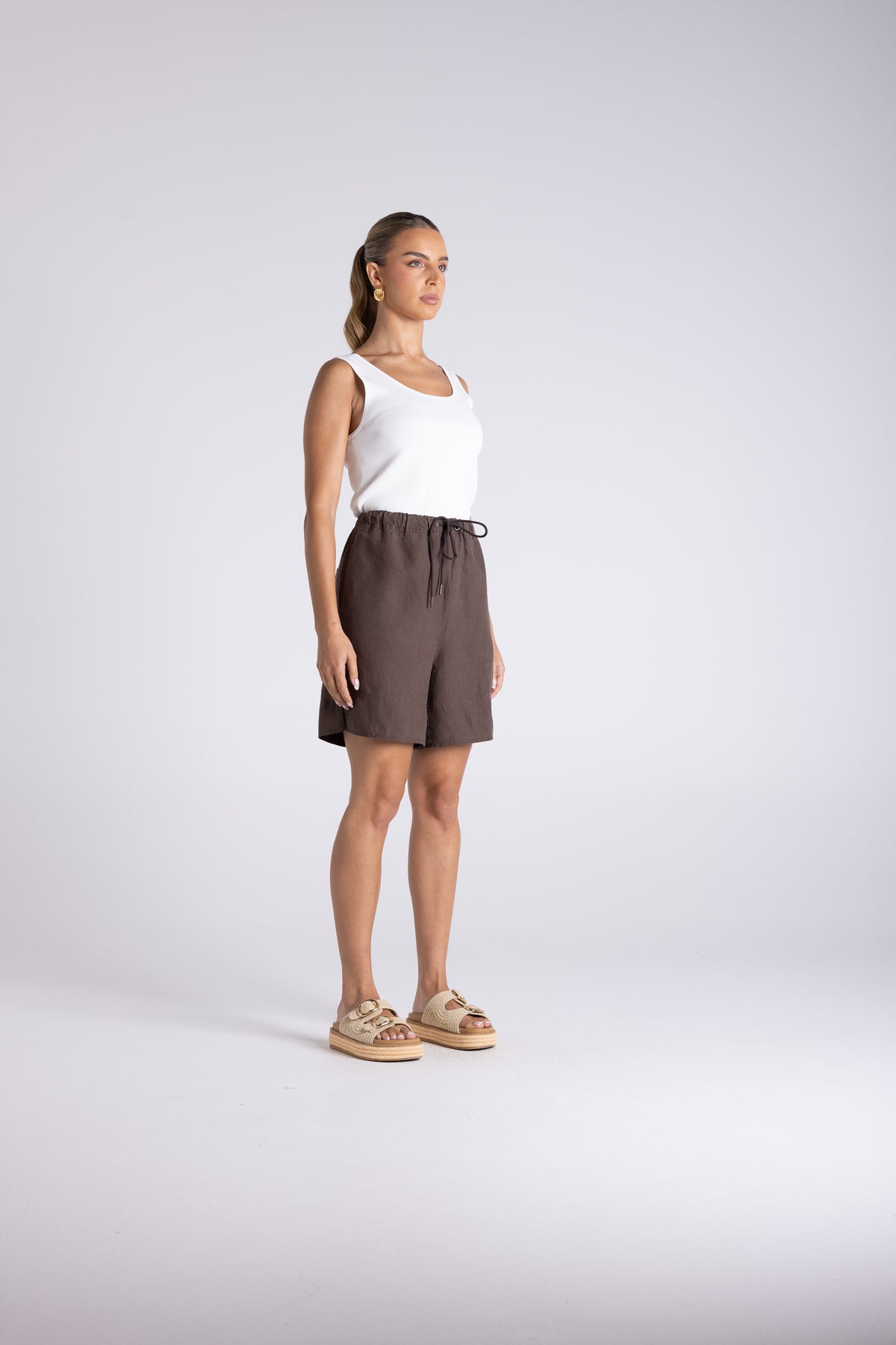 Two-T's Linen "Asher Short " - Chestnut - Sizes: 8 10 16