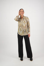 Load image into Gallery viewer, Vassalli &quot;Majestic&quot;Print Shirt - Sizes: 8 12  18