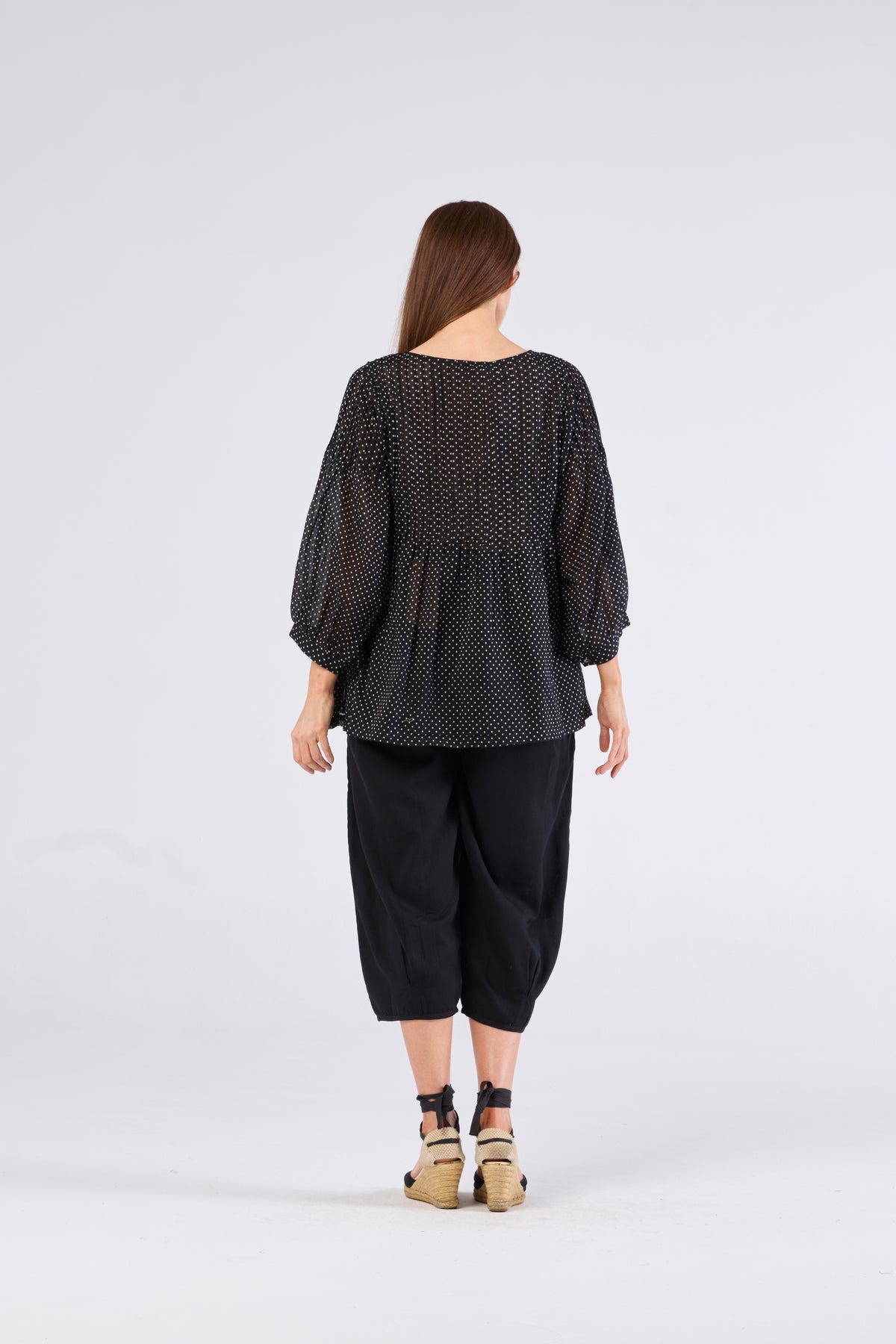 Au Hasard D'un Voyage Black & White Pinspot Pintuck Pleat Top - Sizes: S M L