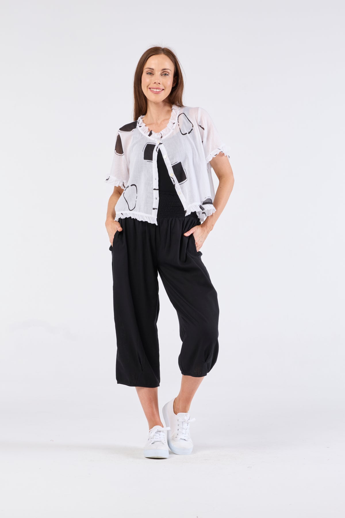 Au Hasard D'un Voyage Lightweight Cardi - White and Black Print - Sizes:  M L