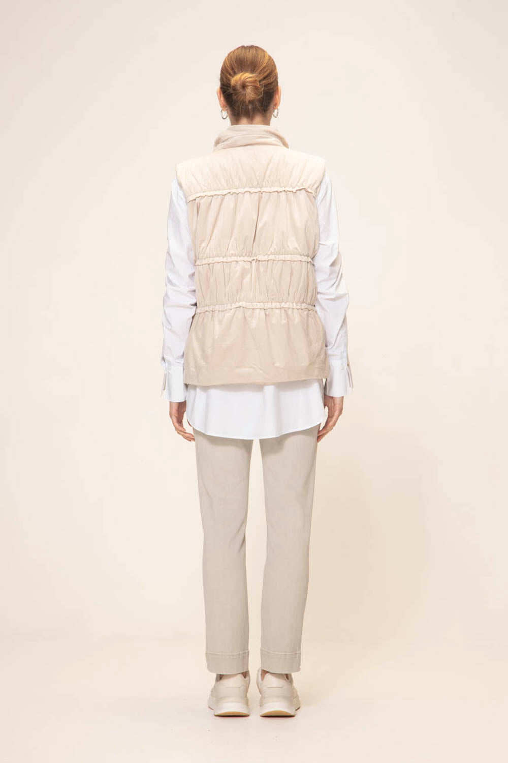 SALE   Verge     "Avila Vest"     Oyster  -   Size:   L