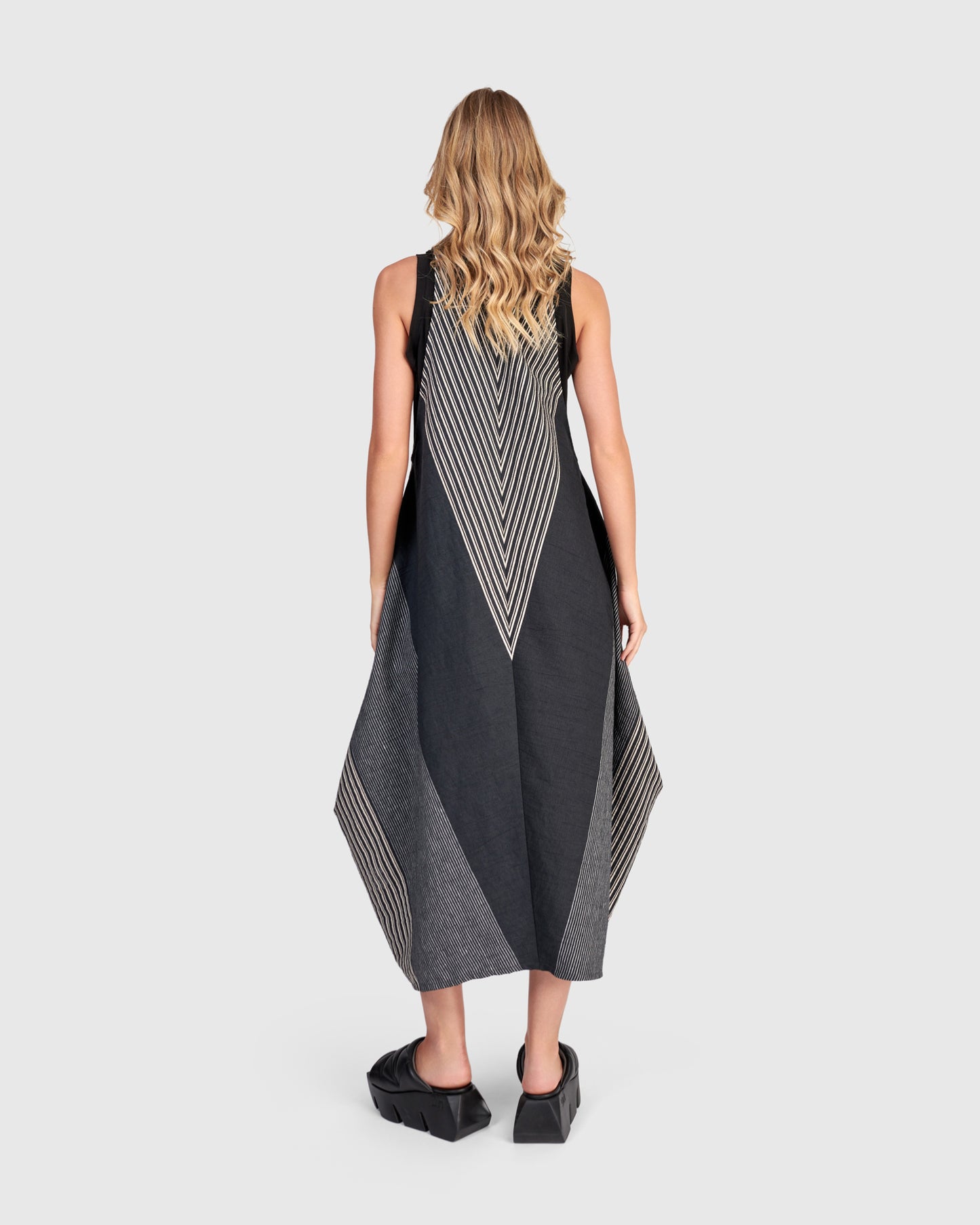 Urban by Alembika Roaming Sleeveless Dress - Slate Stripes - Sizes: 8(0)