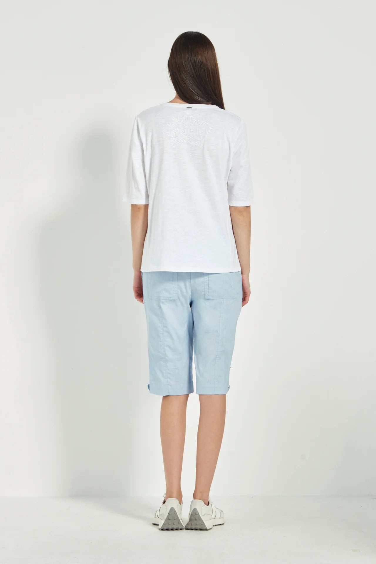 Verge    Acrobat Rolled Short   -   Chambray   -   Size:  8