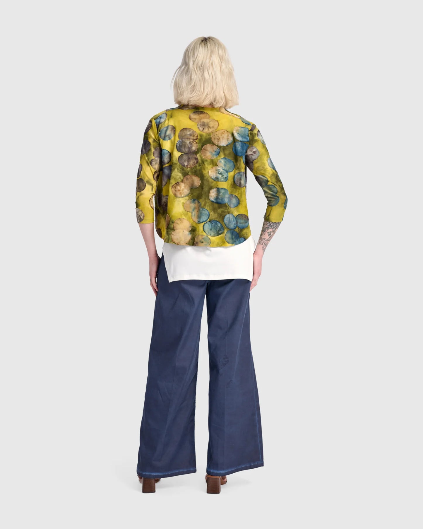 Alembika Cropped Cardi - Orbits - Sizes: 8(0) 12(2) 14(3)