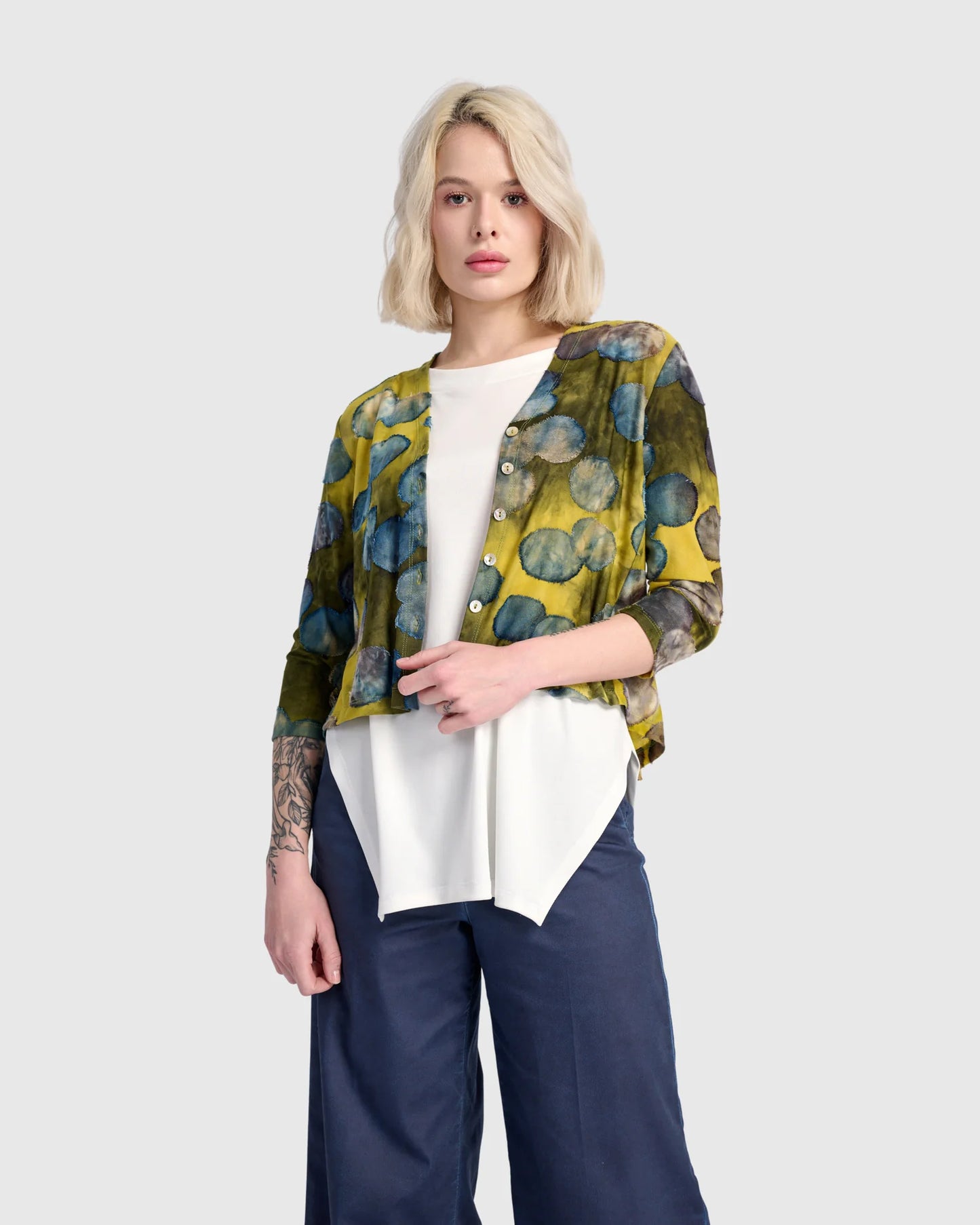 Alembika Cropped Cardi - Orbits - Sizes: 8(0) 12(2) 14(3)