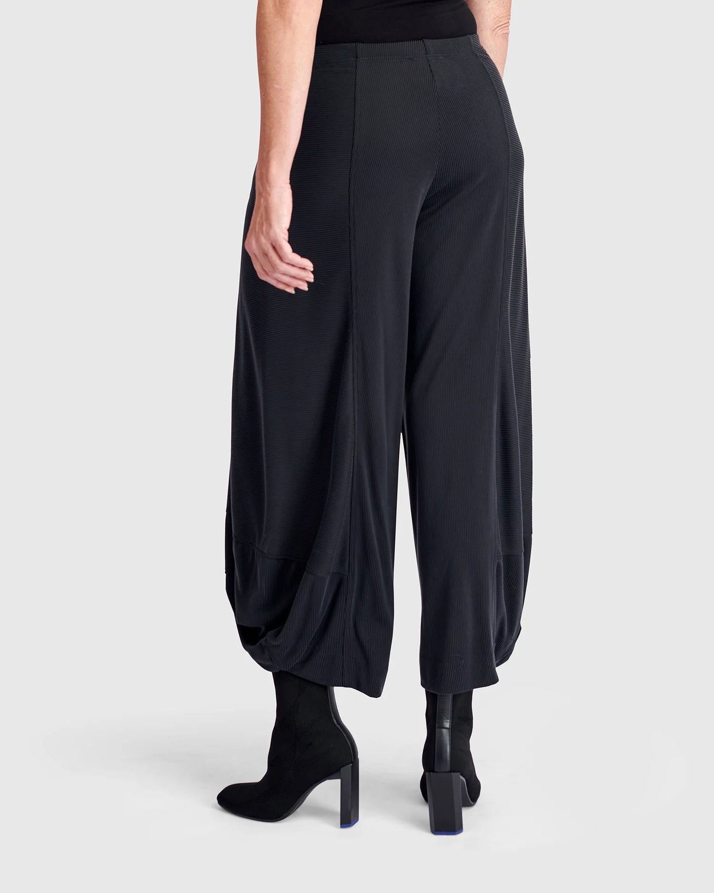 SALE  Alembika Essential Cupro Punto Pants - Black - Size:  XXL (5)