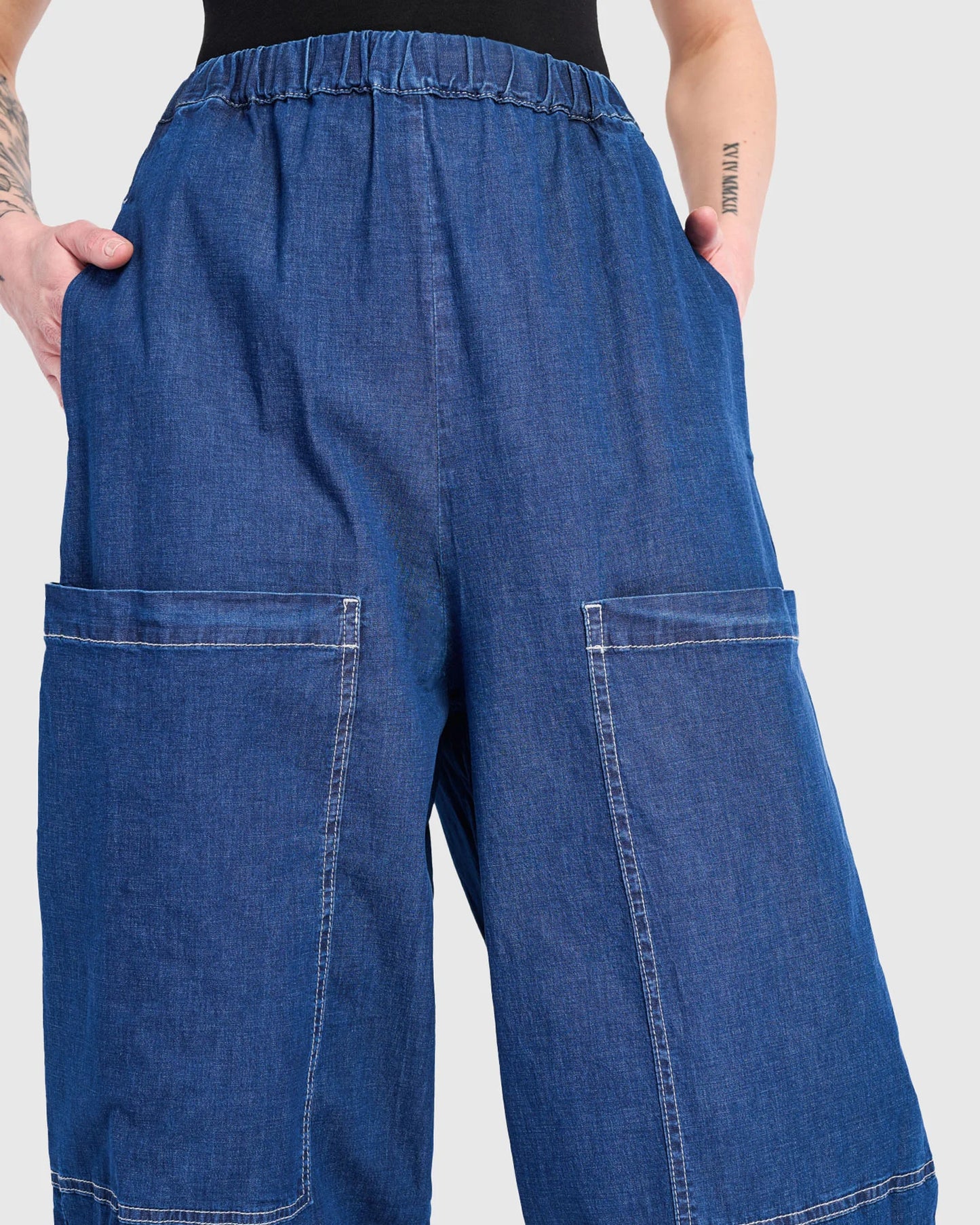 Alembika Bold Barrel Capri Pants - Denim - Sizes: 8(0) 12(2) 14(3)
