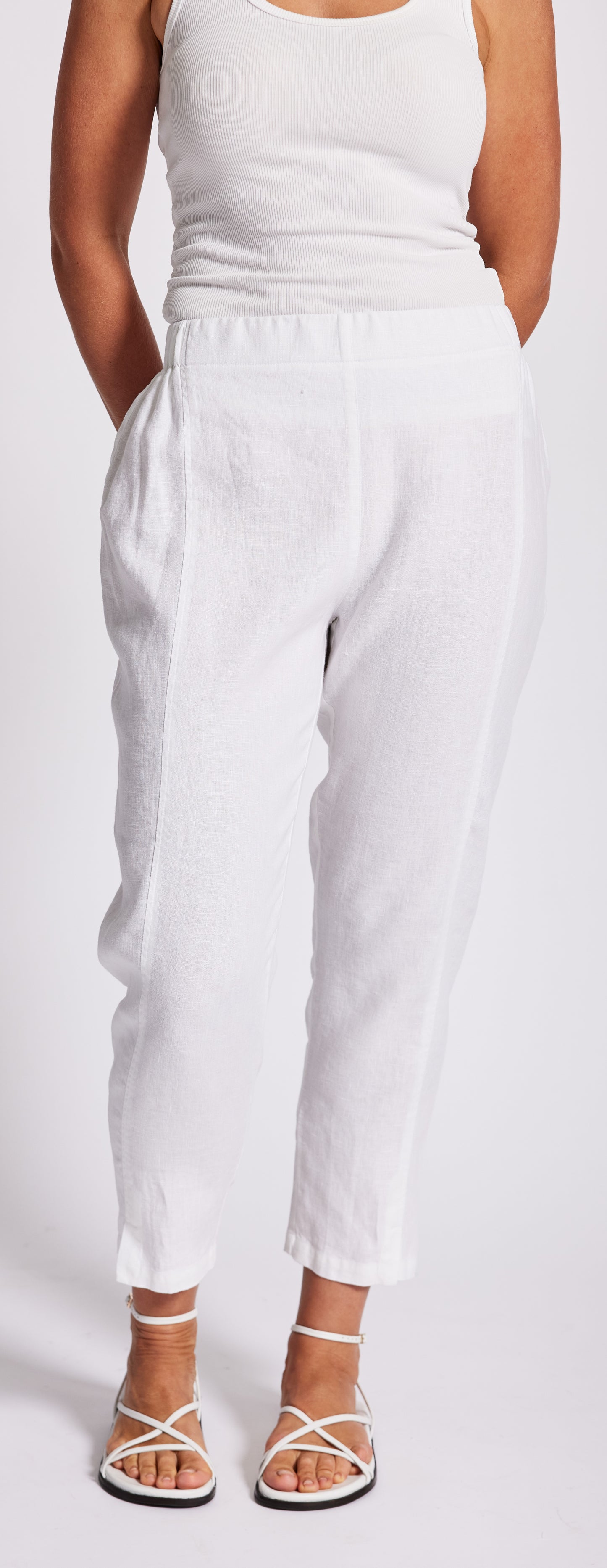 See Saw    White Linen Seam Detail Pant    -     Sizes:  8