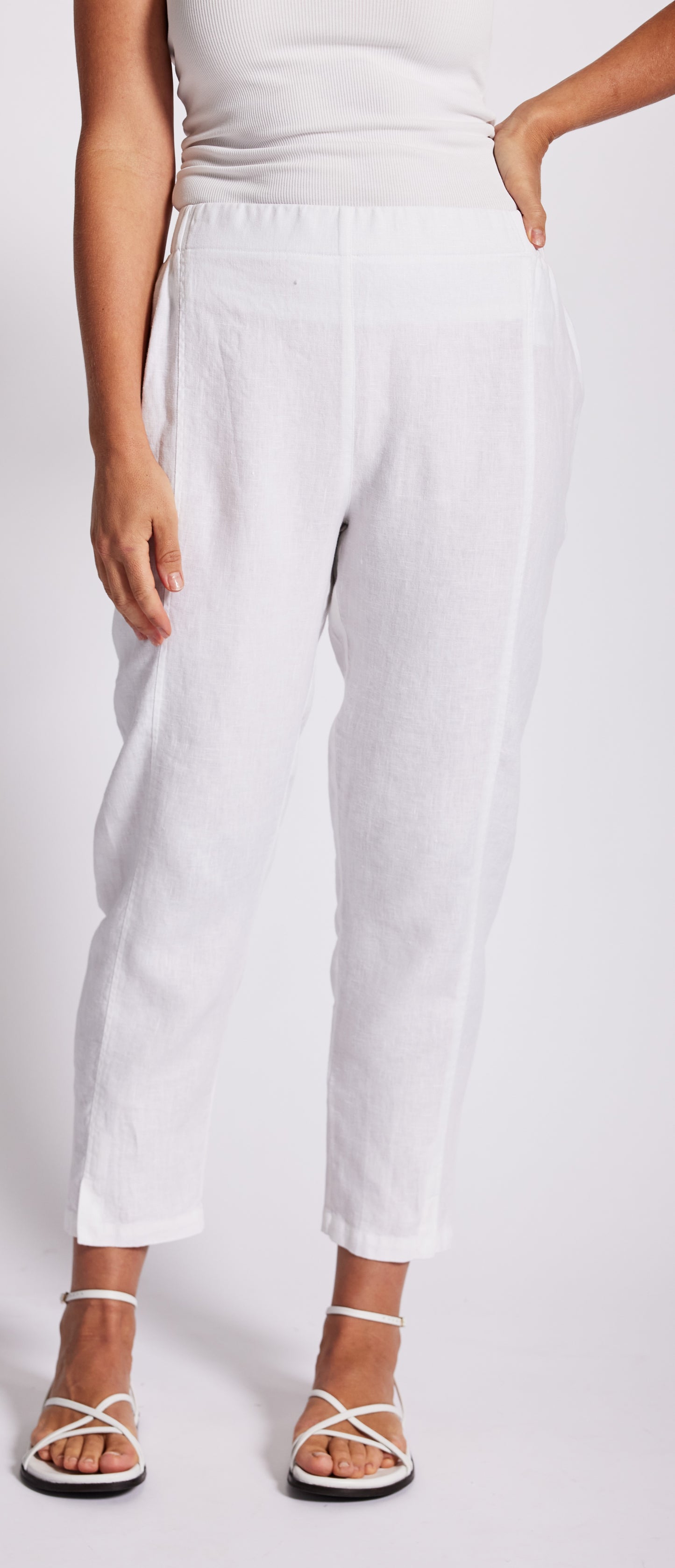 See Saw    White Linen Seam Detail Pant    -     Sizes:  8