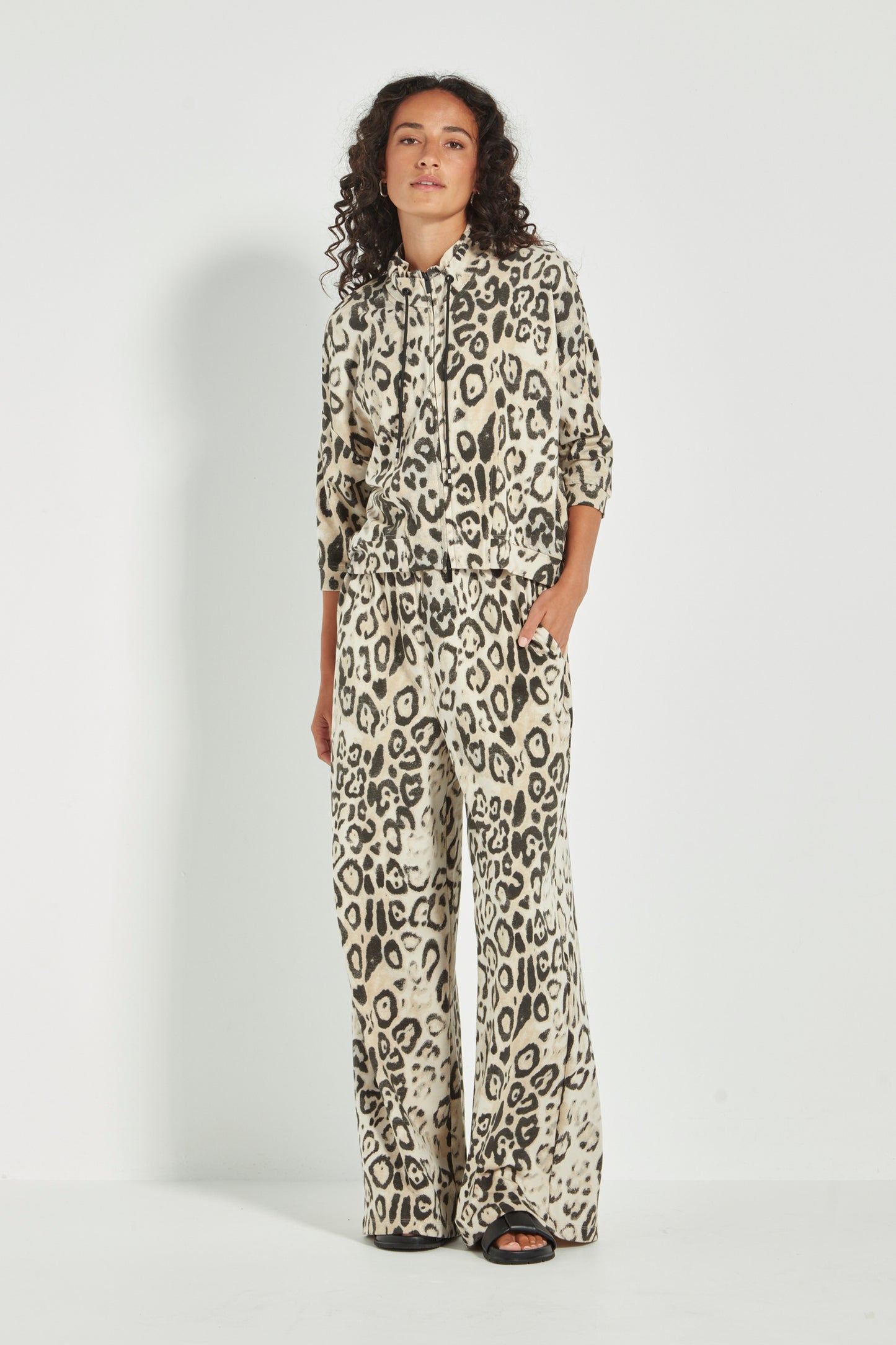 Verge Suave Pant - Animal Print - Sizes: 10  14