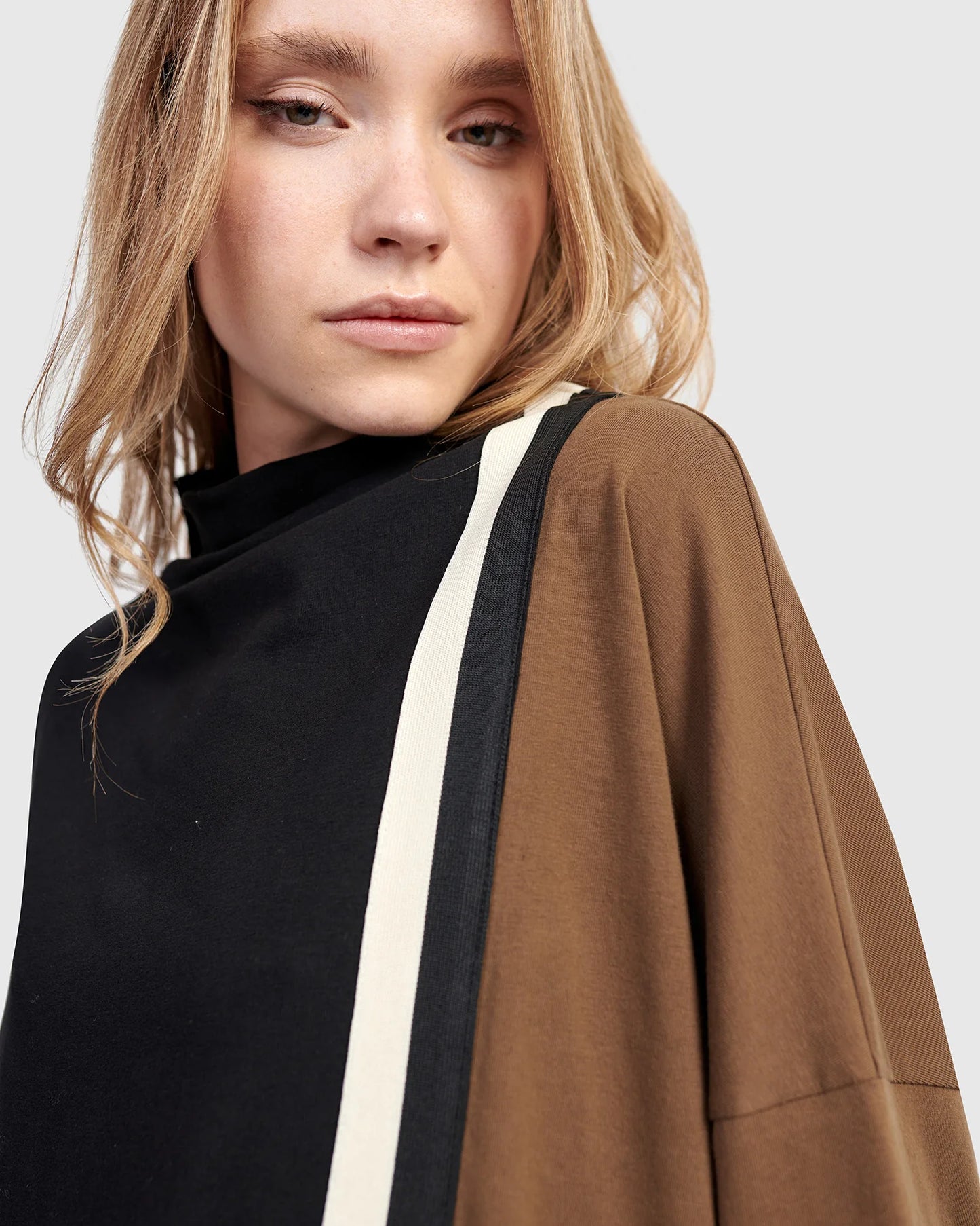 Urban By Alembika Urban Trackside Popover Top - Black/Khaki Mix - Sizes: L XL