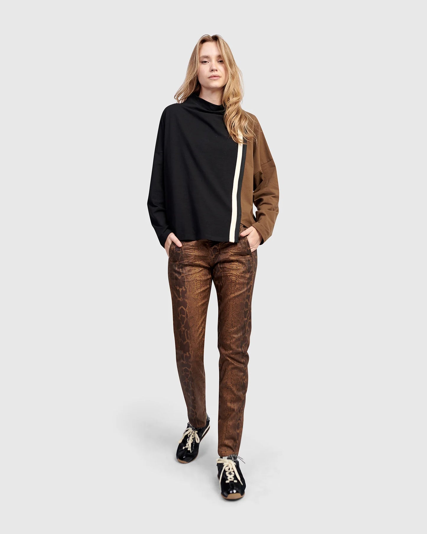 Urban By Alembika Urban Trackside Popover Top - Black/Khaki Mix - Sizes: L XL