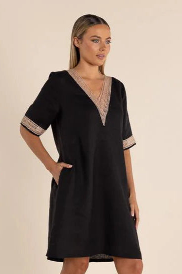Two - T's   Linen V Neck Kaftan    Black   -    Sizes: 8  14  16