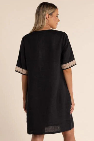 Two - T's   Linen V Neck Kaftan    Black   -    Sizes: 8  14  16