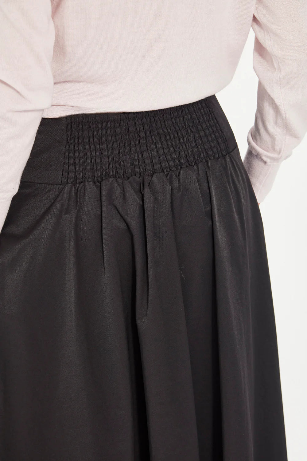 Verge    "York Skirt"    -    Black    -    Sizes: 8 16
