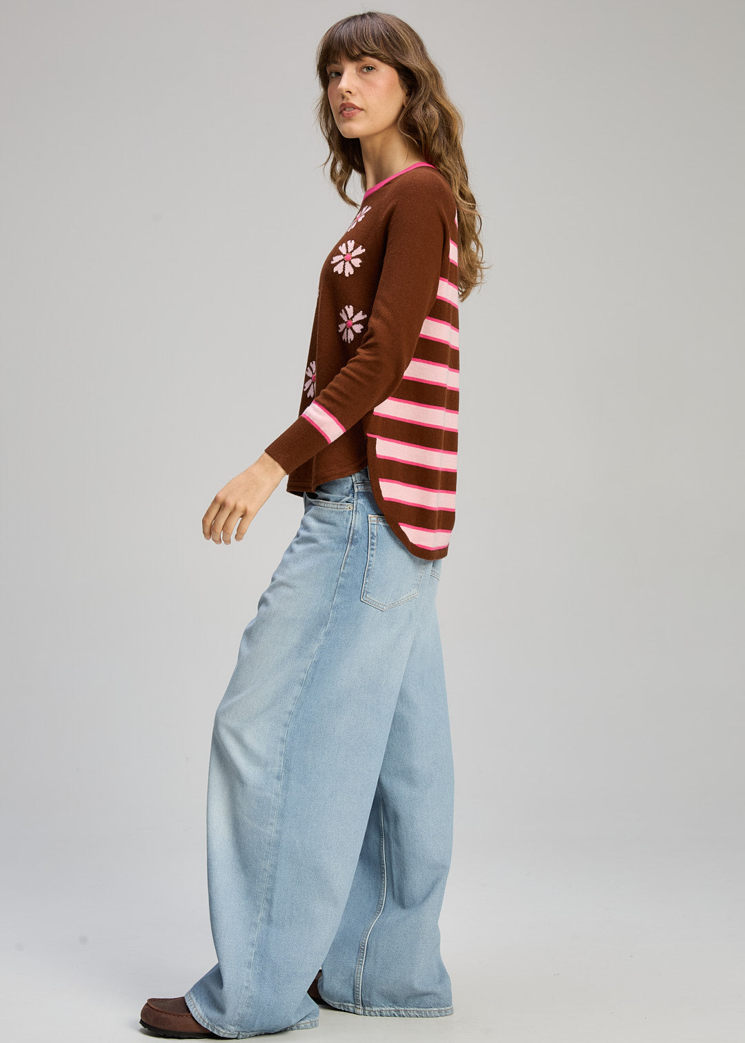 Zaket & Plover "Daisy Chain Sweater" - Chocolate - Sizes: XS S M  XL