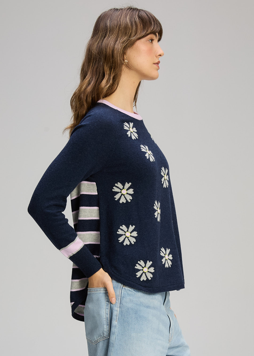 Zaket & Plover "Daisy Chain Crew Neck Jumper" - Dark Denim - Sizes: XL