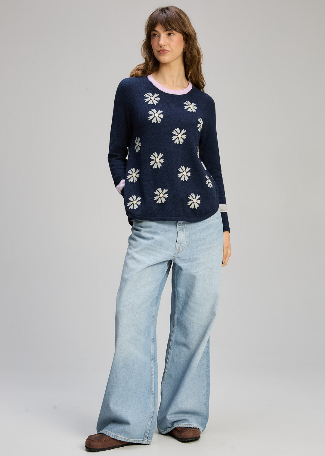 Zaket & Plover "Daisy Chain Crew Neck Jumper" - Dark Denim - Sizes: XL