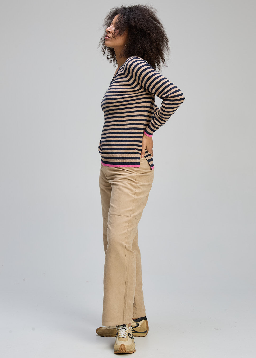 Zaket & Plover Striped V Neck Jumper - Dark Denim/Latte - Sizes: S M L