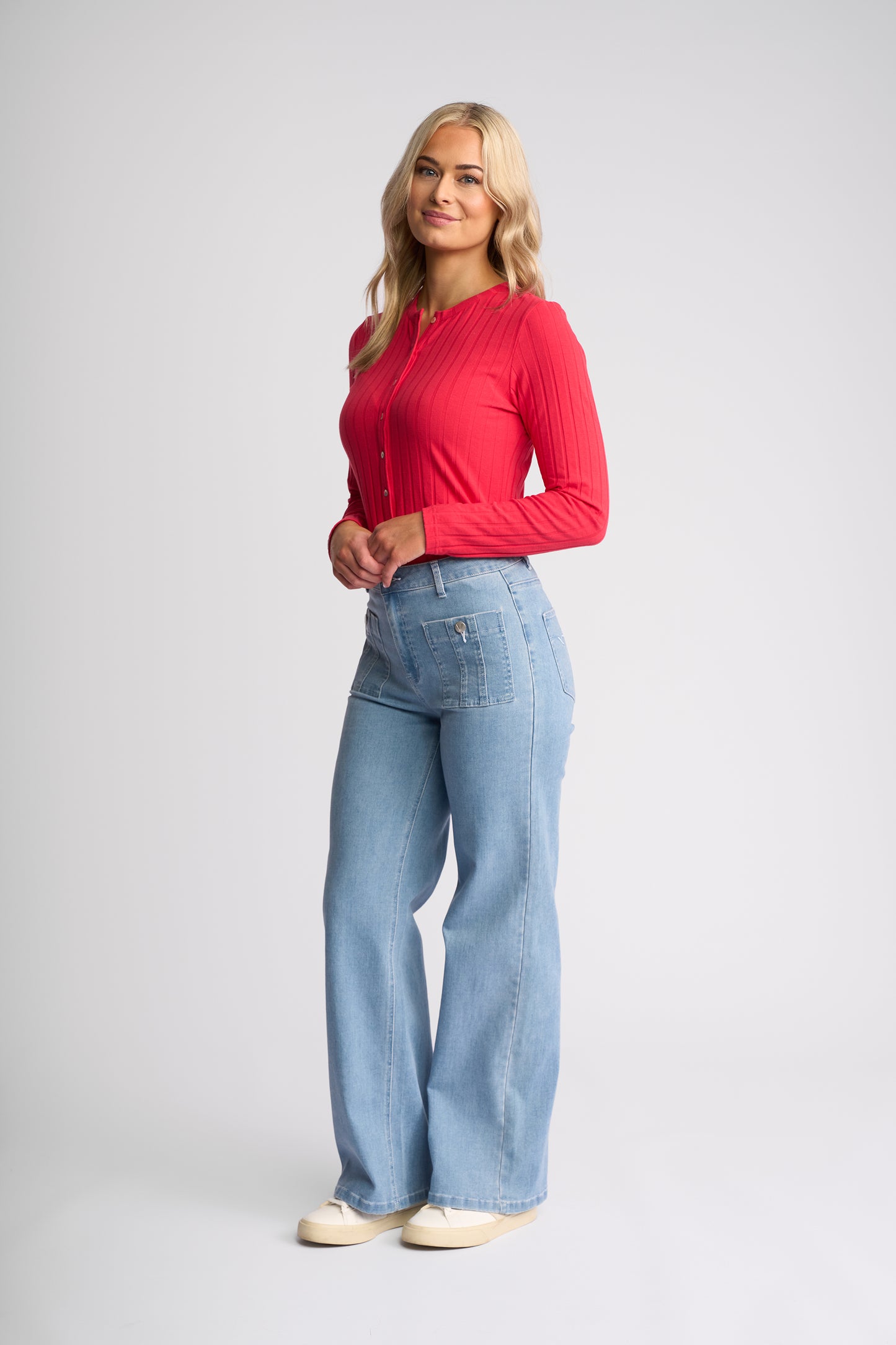 Vassalii "Lottie Jean" - Light Wash Denim - Sizes: 8 10 12 14 16