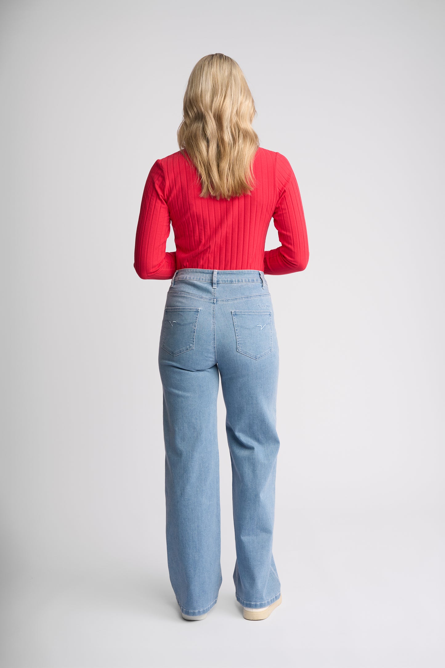 Vassalii "Lottie Jean" - Light Wash Denim - Sizes: 8 10 12 14 16
