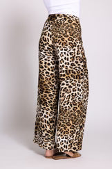 Zhrill 'ZhPala' Pants - Leopard Print - Sizes: 6(25) 8(26) 10(27) 12(28) 14 (29)